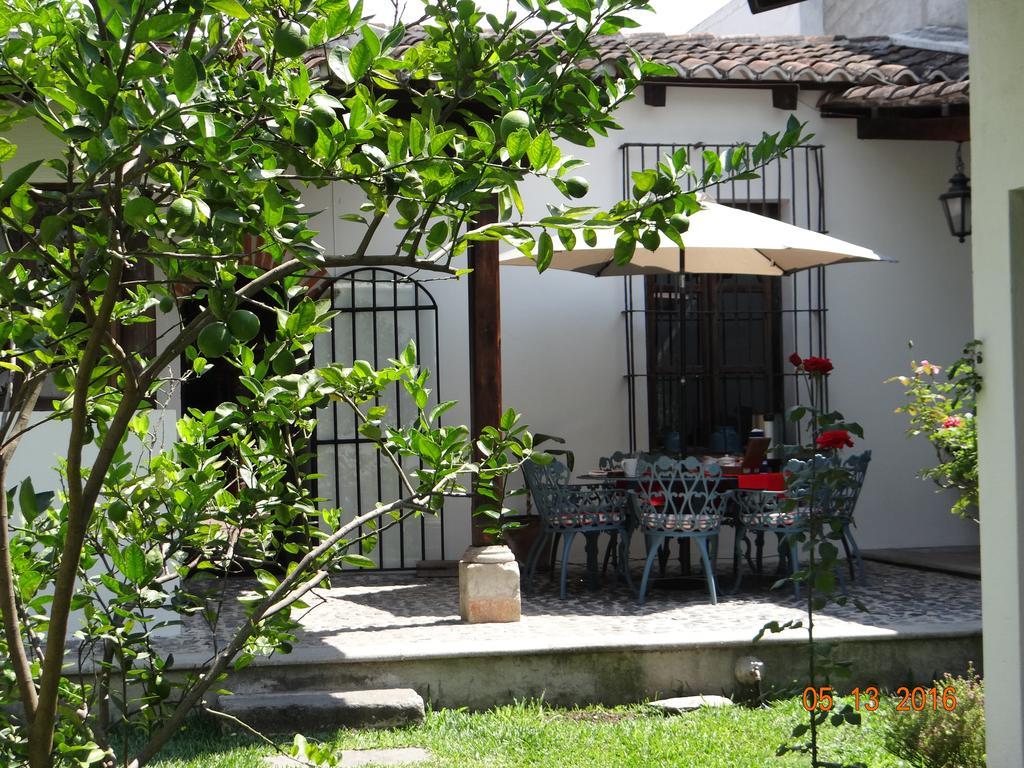Casa Naranjo Bed & Breakfast Antigua Екстериор снимка